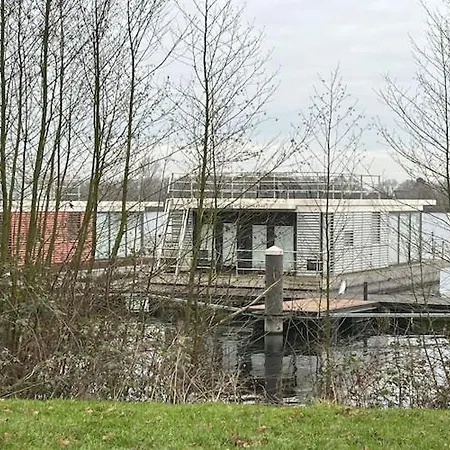 Hausboot Am Xantener Nordsee Botel *