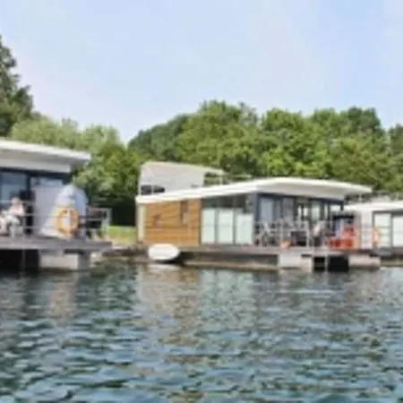 Botel Hausboot Am Xantener Nordsee *